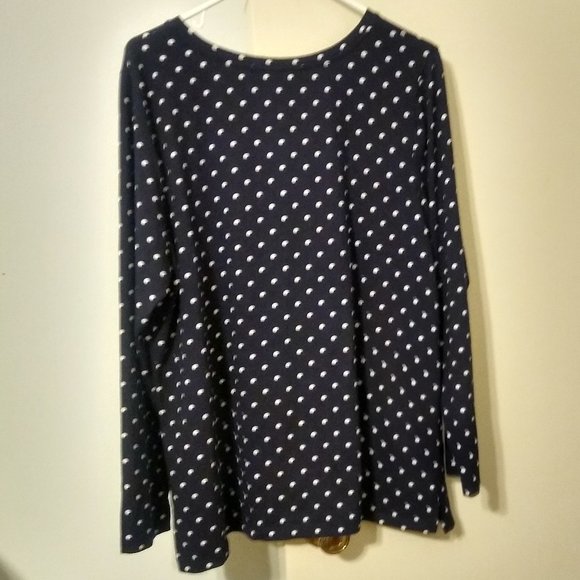 Preowned Navy Blue Long Sleeved Top with White Polka Dots (Size 1X) - Picture 2 of 2